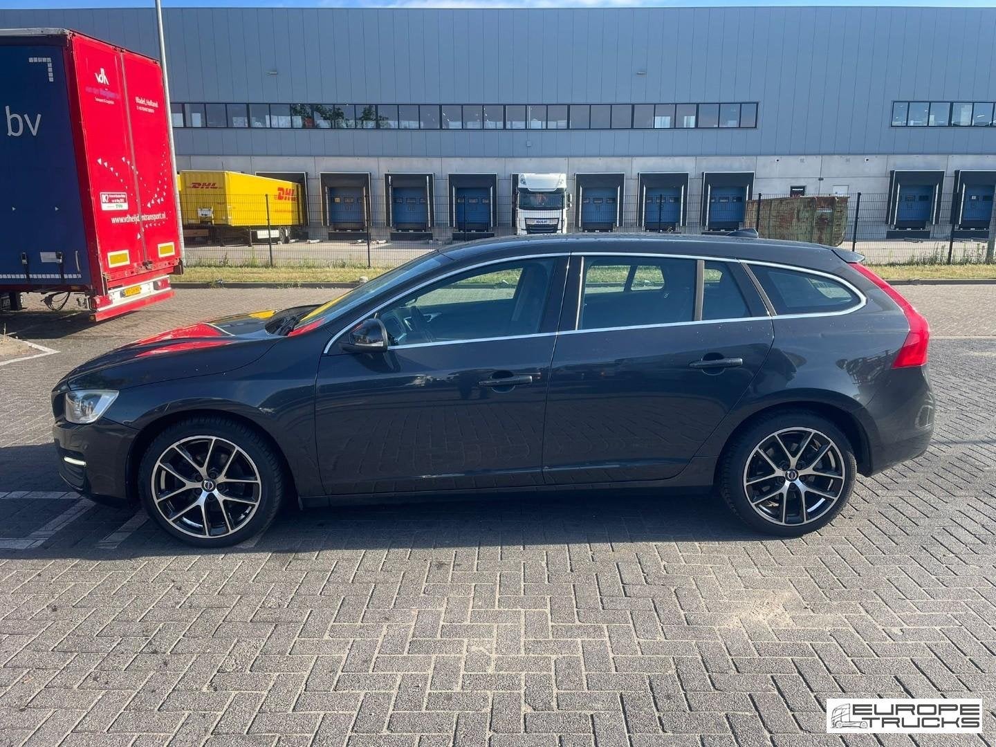 Volvo V60 NL Car - Top Condition T07798, Auto's, Volvo, Gebruikt, Euro 6, 1969 cc, Origineel Nederlands
