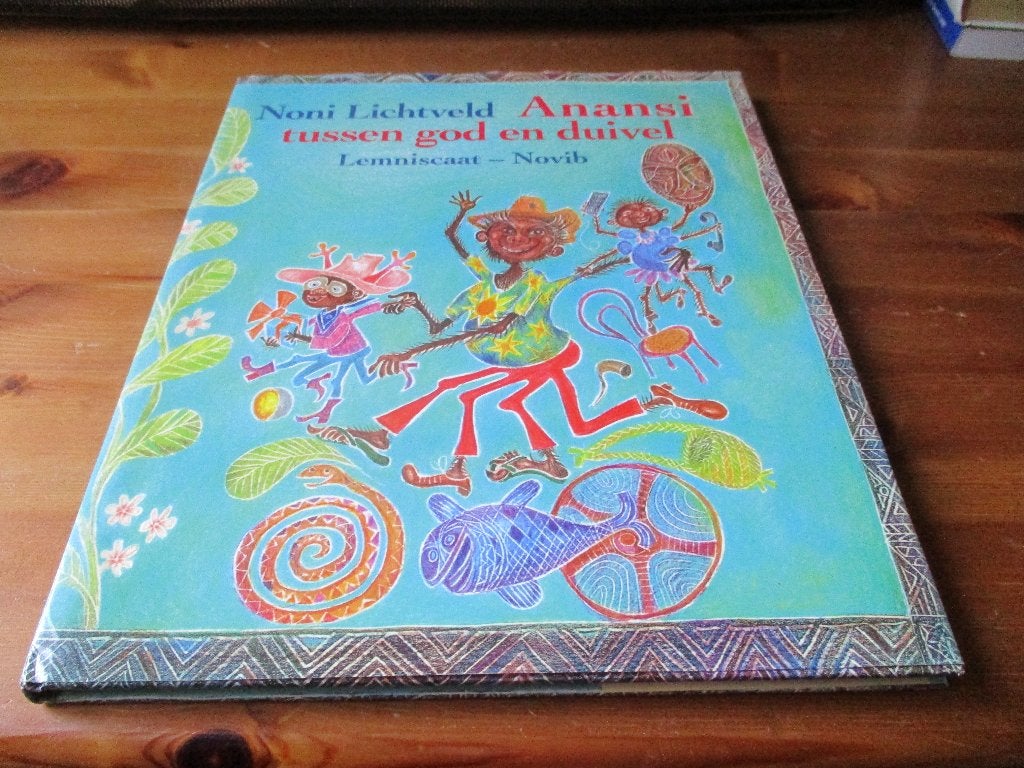 Anansi tussen god en duivel - Noni Lichtveld  met stofomslag, Ophalen of Verzenden, Zo goed als nieuw, Noni Lichtveld