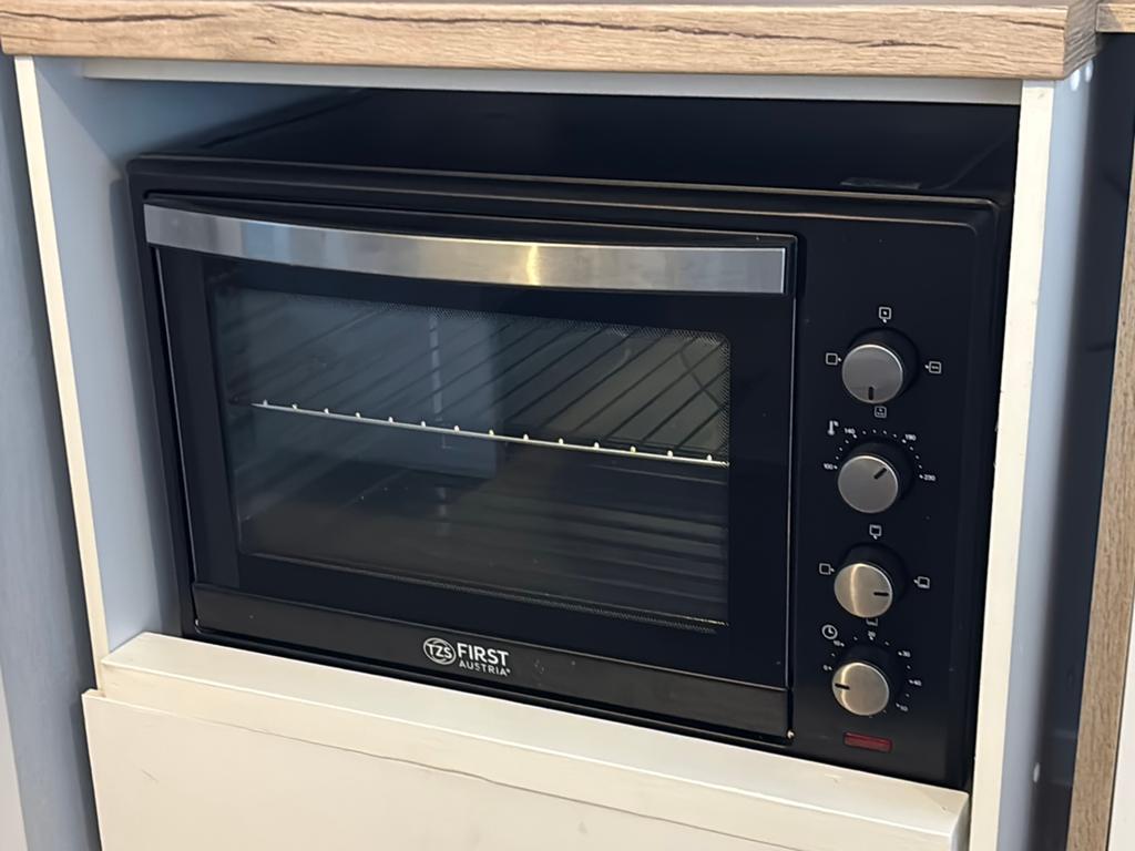 TZS First Austria mini oven 60L – heteluchtoven – 2000W, Ophalen, Zo goed als nieuw, Oven met grill, Minder dan 45 cm
