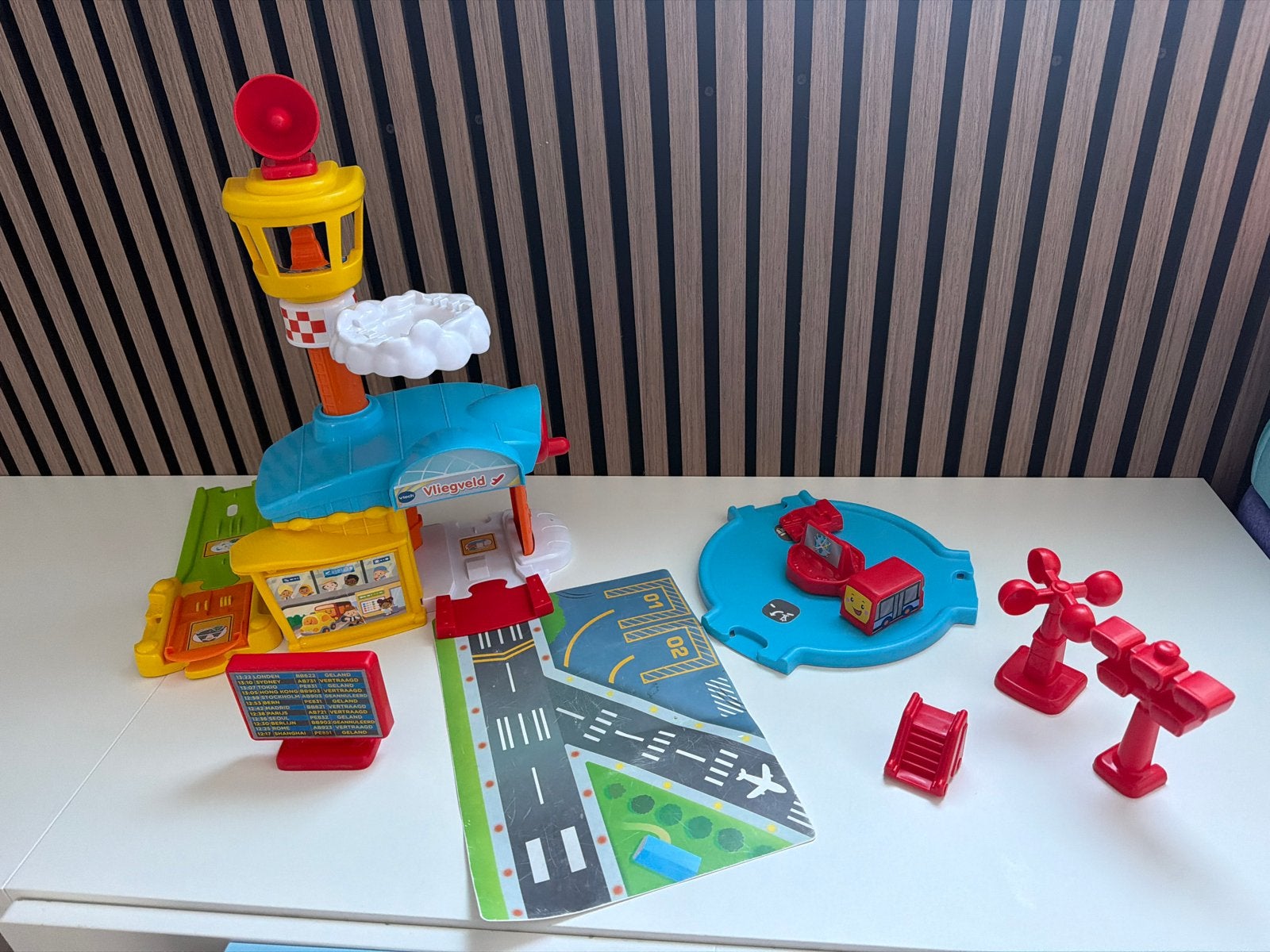 VTech Toet Toet Vliegveld met accessoires, Ophalen, Gebruikt