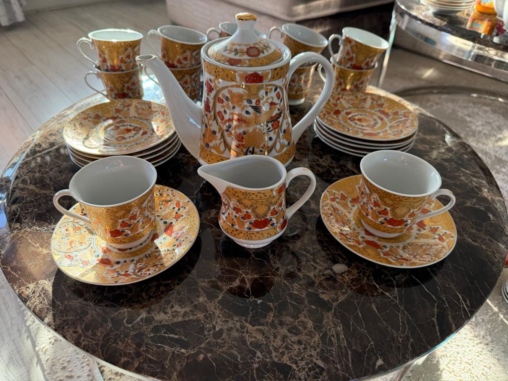Antieke Amarir serviesset: koffie/theekan, 12 kopjes, 12 bor, Ophalen