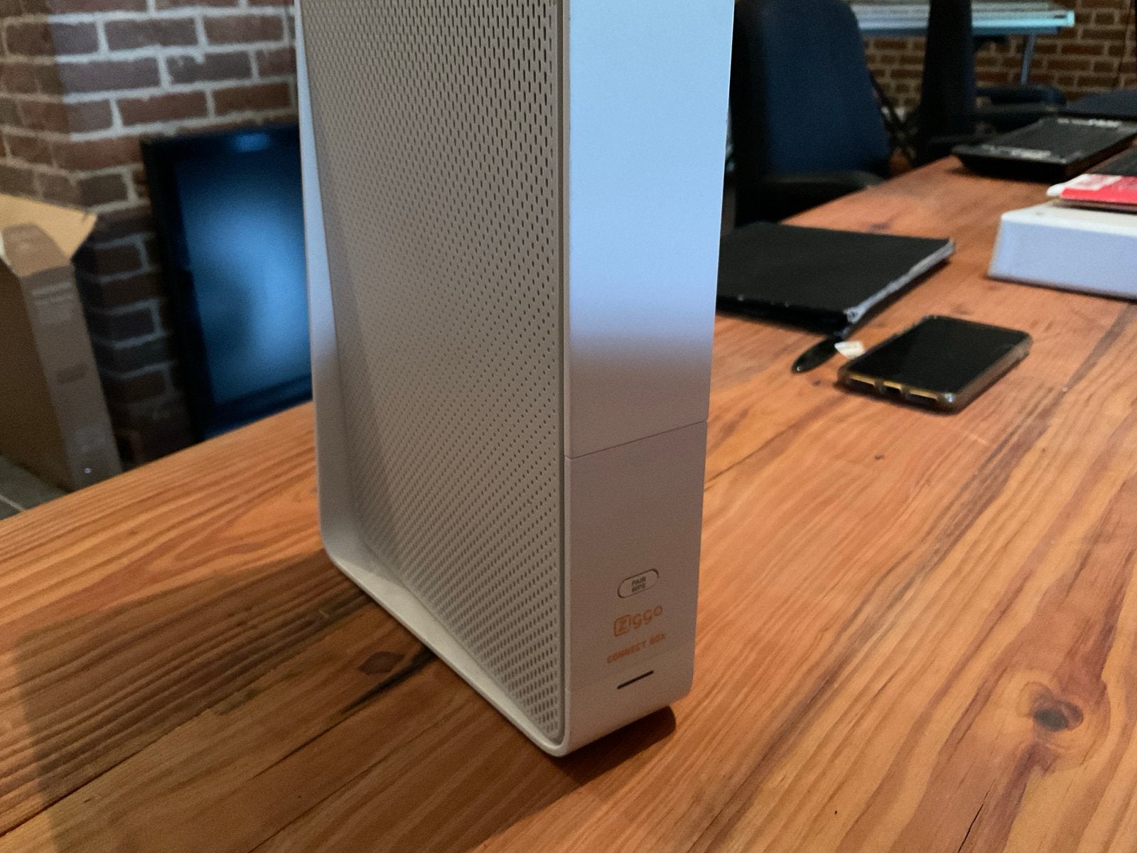 Ziggo Connect Box Router met modem, Ophalen of Verzenden, Zo goed als nieuw, Router met modem