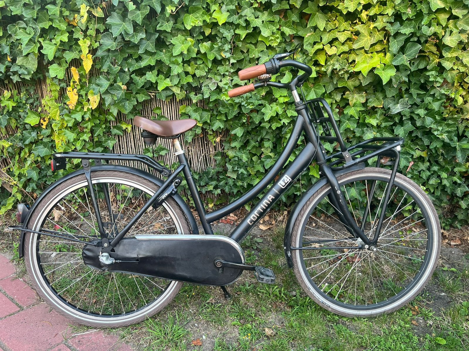 Cortina u4 26 inch meisjesfiets, Fietsen en Brommers, Fietsen | Meisjes, Terugtraprem, Versnellingen, Zo goed als nieuw, Ophalen