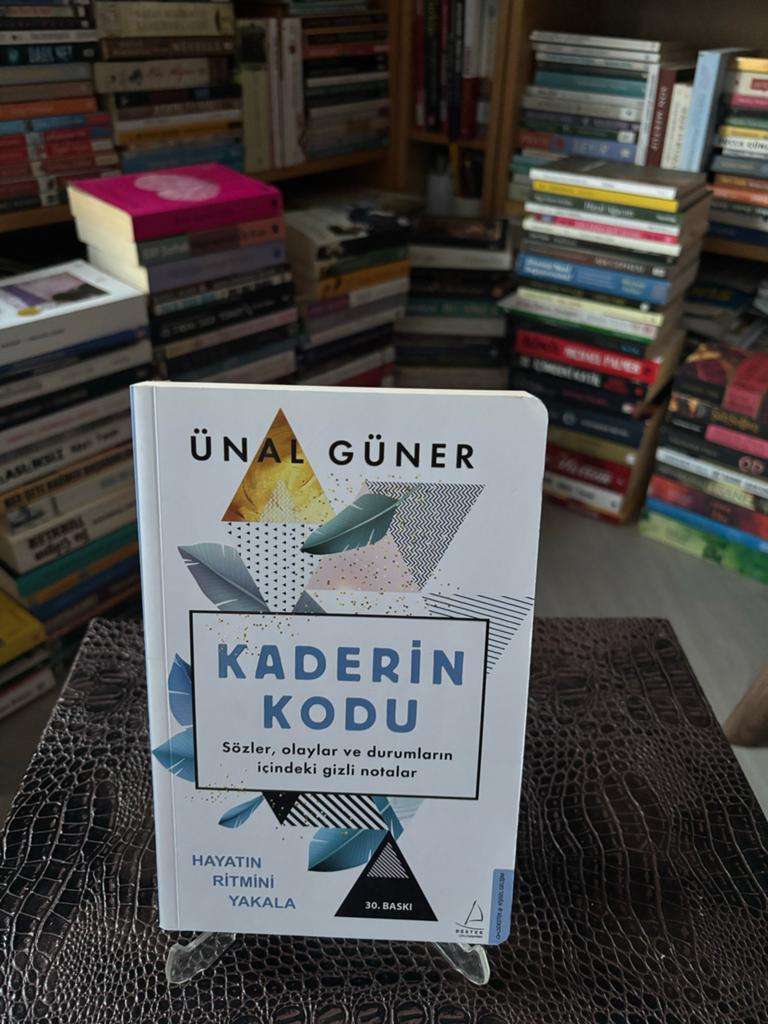 Kaderin Kodu - Ünal Güner (Turks boek), Ophalen of Verzenden, Zo goed als nieuw, Wereld overig