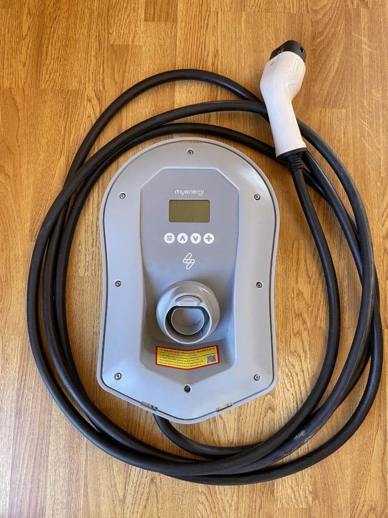 EV lader Zappi 22kw met 2x Harvi, Hub en 6x CT Klemmen, Ophalen of Verzenden, Gebruikt, Laadpaal