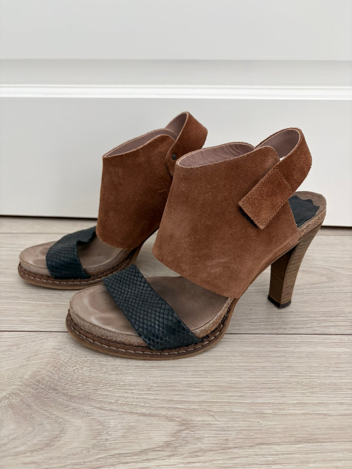 Atelier do Sopato sandaal met hak bruin maat 37, Kleding | Dames, Bruin, Gedragen, Sandalen of Muiltjes, Ophalen of Verzenden