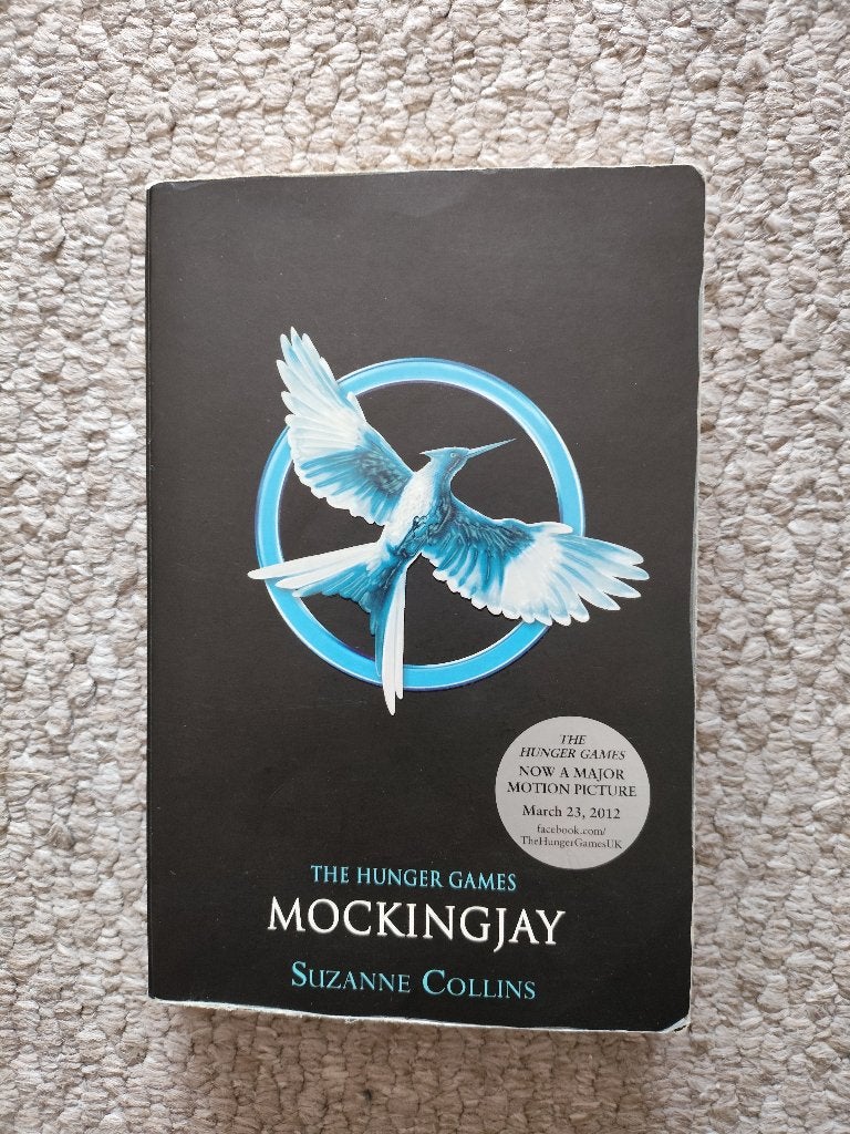 The Hunger Games Mockingjay Suzanne Collins in nette staat, Ophalen of Verzenden, Zo goed als nieuw, Suzanne Collins