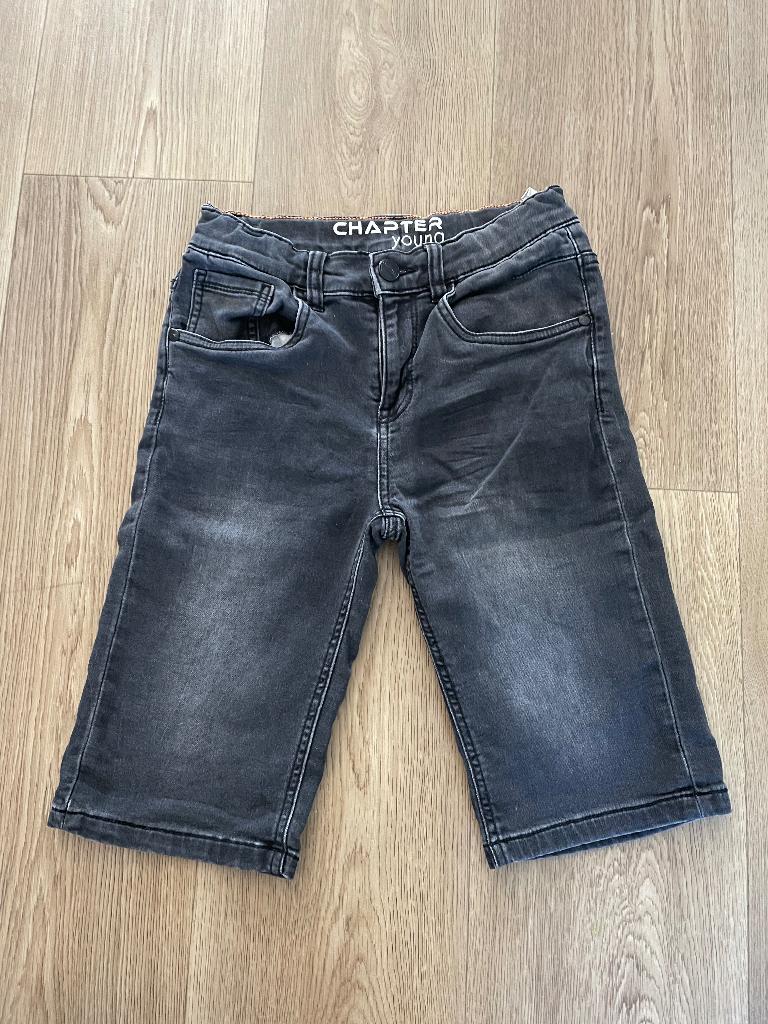 Donker grijs/zwarte jeans short maat 152, Broek, Gebruikt, Chapter Young, Ophalen of Verzenden