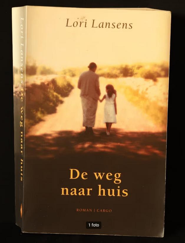 Lori Lansens De weg naar huis, Ophalen of Verzenden, Gelezen, Lori Lansens