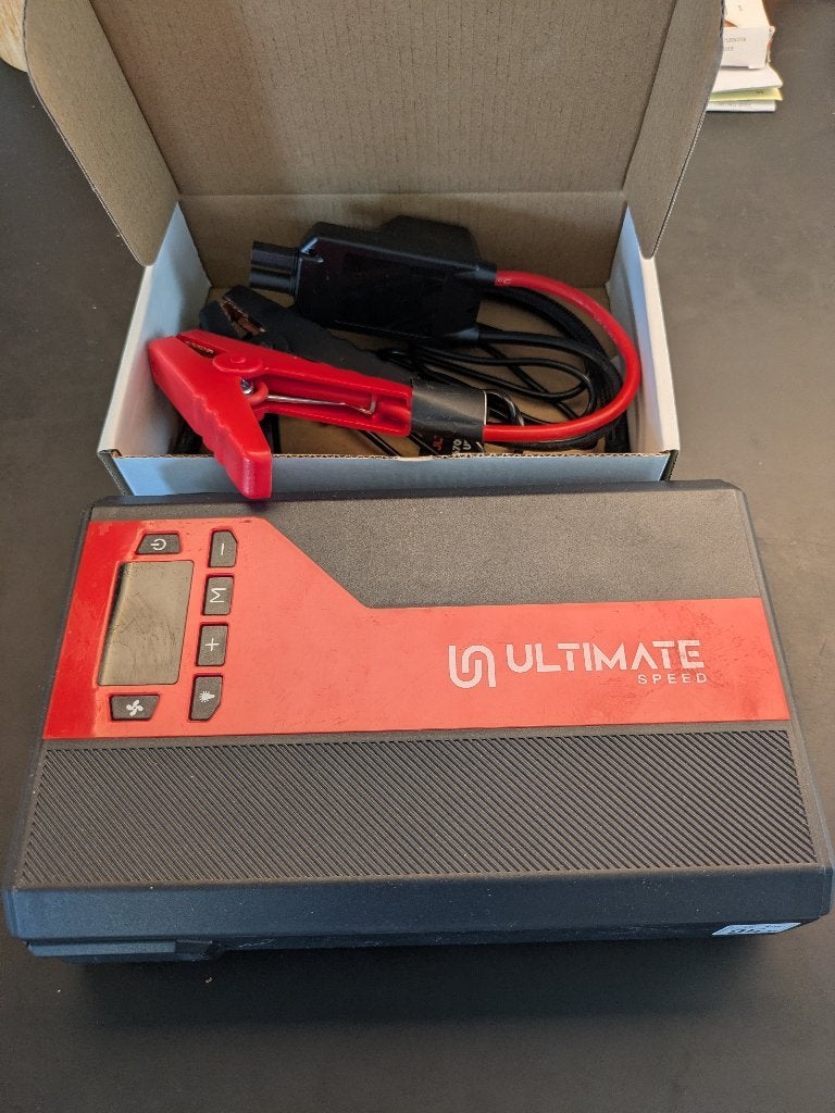 Auto starthulp 4-in-1 powerbank met compressor, Ophalen of Verzenden, Zo goed als nieuw