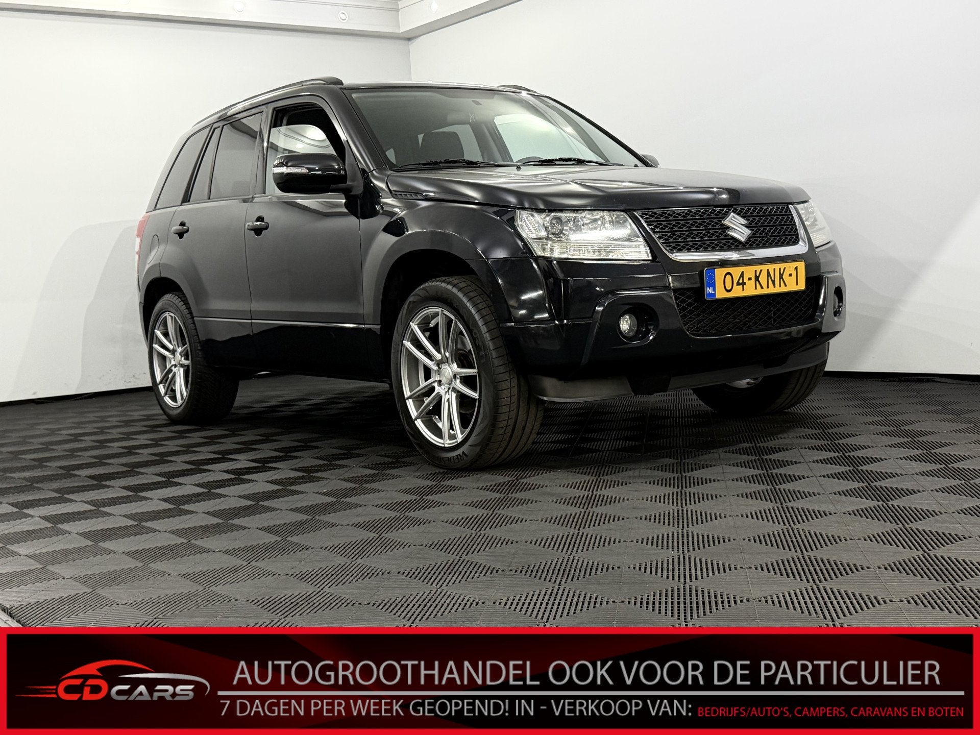 Suzuki Grand Vitara 2.4 Exclusive Clima, Cruise control, Par, Stof, Gebruikt, 4 cilinders, 1850 kg