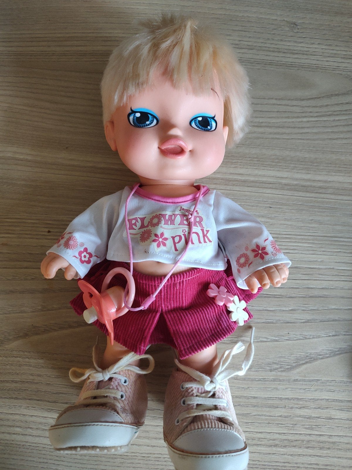 Jagget pop met blonde haren, Ophalen of Verzenden, Gebruikt, Babypop