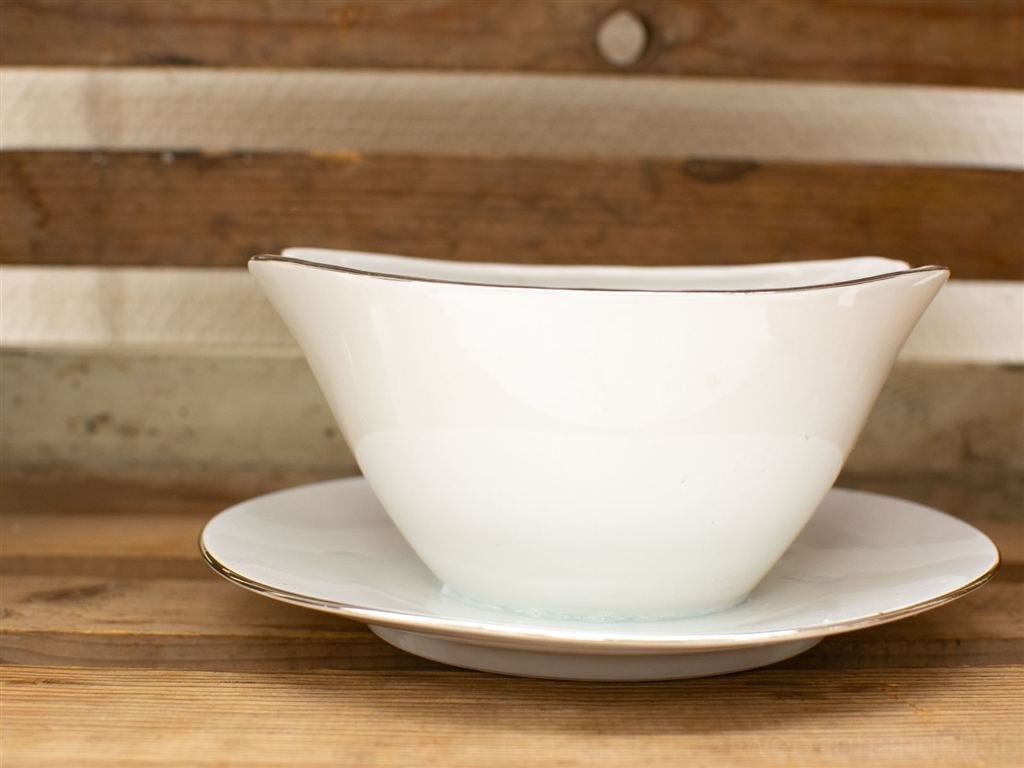 chodziez saus schaaltje met vast schoteltje 29884, Gebruikt, Ophalen of Verzenden, Bord(en), Wedgwood