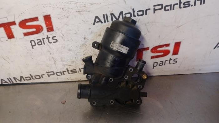 Oliefilterhuis van een Audi A6, Auto-onderdelen, Filters, Audi, Gebruikt, 3 maanden garantie, Ophalen of Verzenden