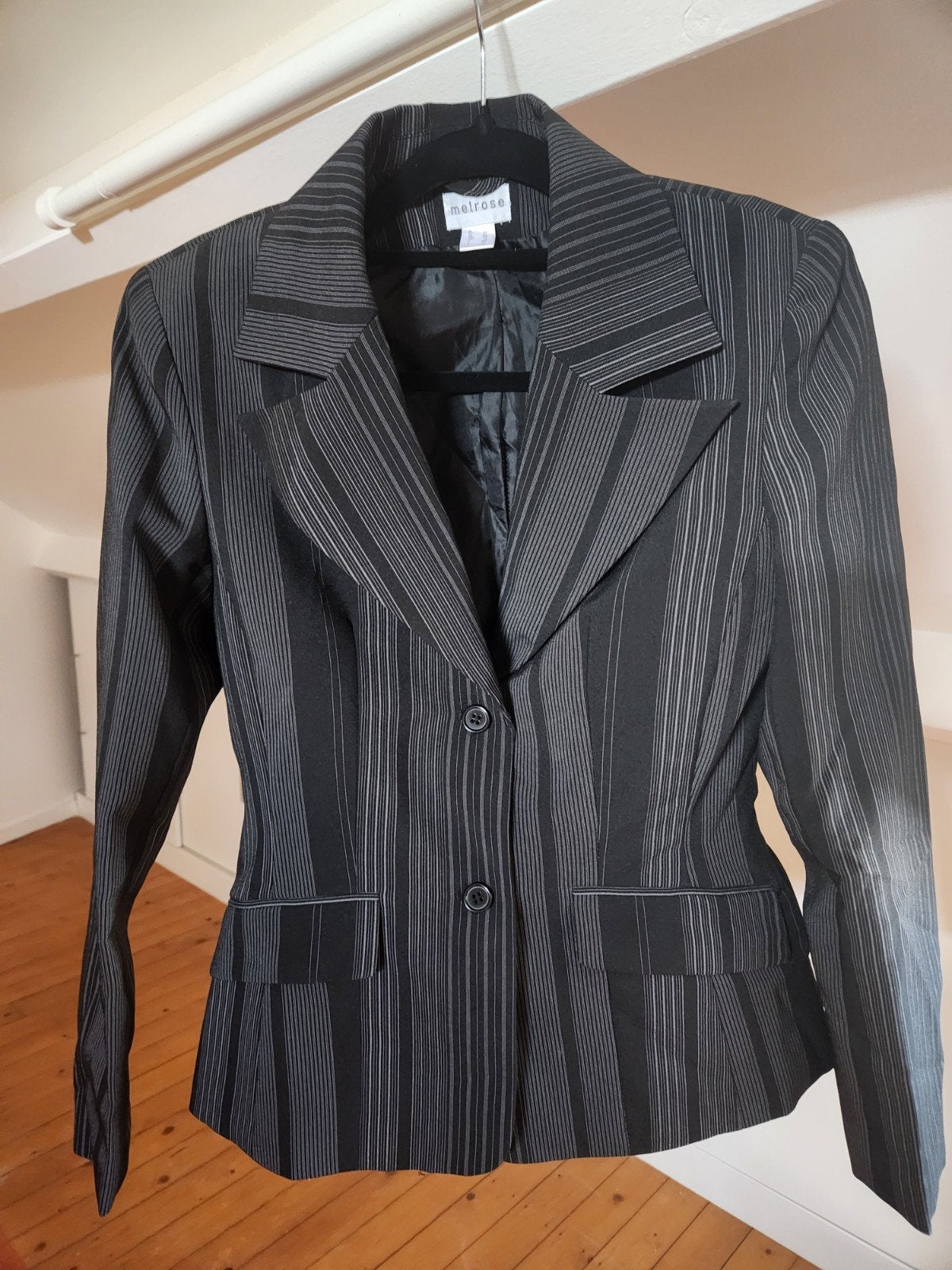 Melrose Getailleerde Blazer Zwart met Streep Maat XS, Kleding | Dames, Zwart, Ophalen of Verzenden, Jasje, Maat 34 (XS) of kleiner