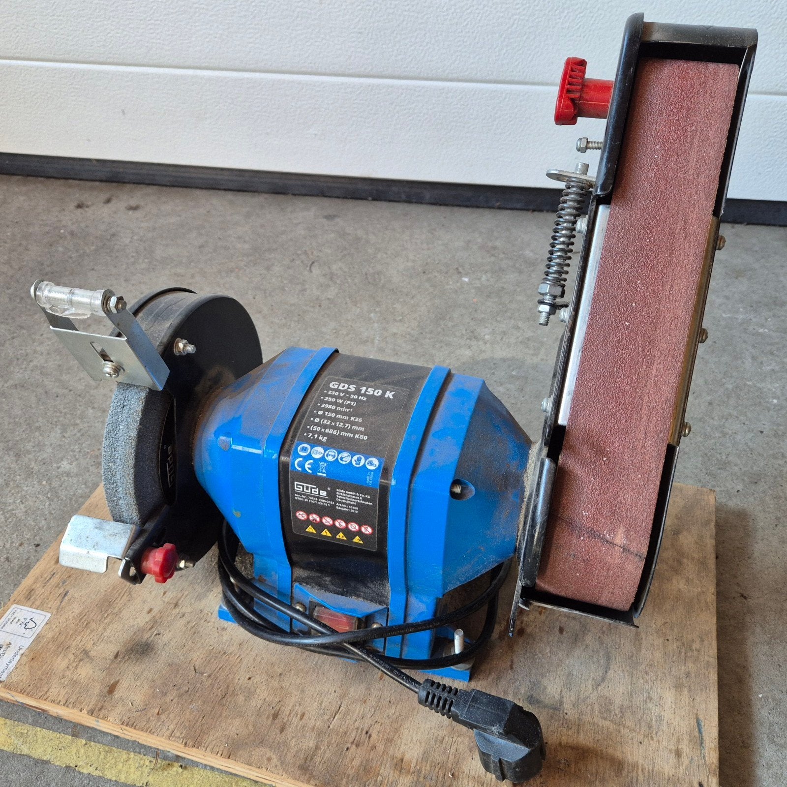 Güde GDS 150 K combislijpmachine - slijpsteen en schuurband, Ophalen of Verzenden, Gebruikt, Minder dan 700 watt, Werkbankslijpmachine
