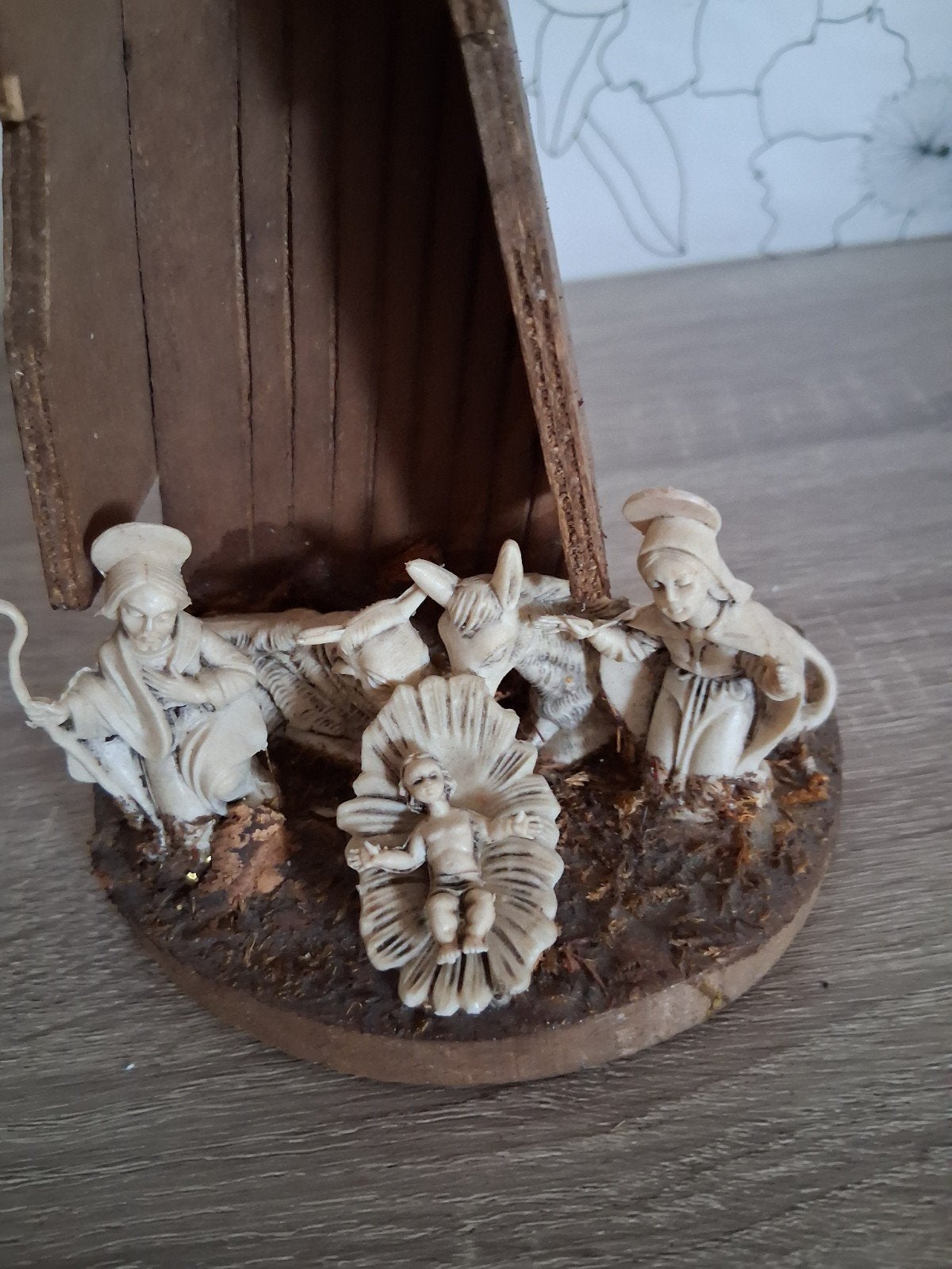 Oud kerststalletje, Ophalen