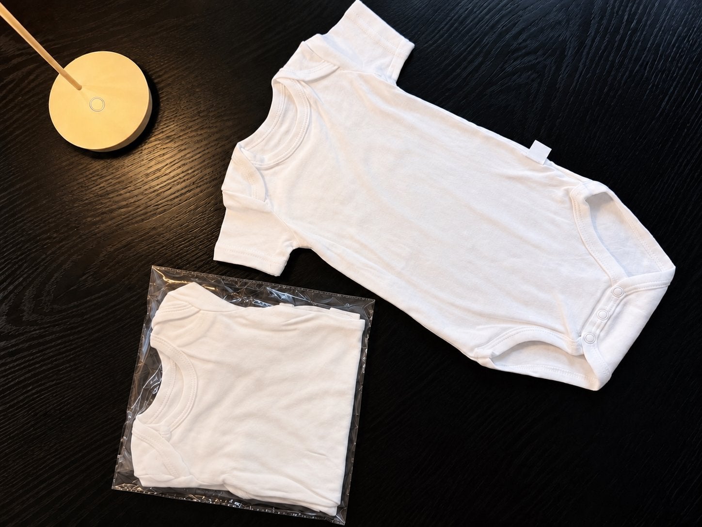 basic babyrompers – 9 maanden, Ophalen of Verzenden, Nieuw, Jongetje of Meisje, Nacht- of Onderkleding