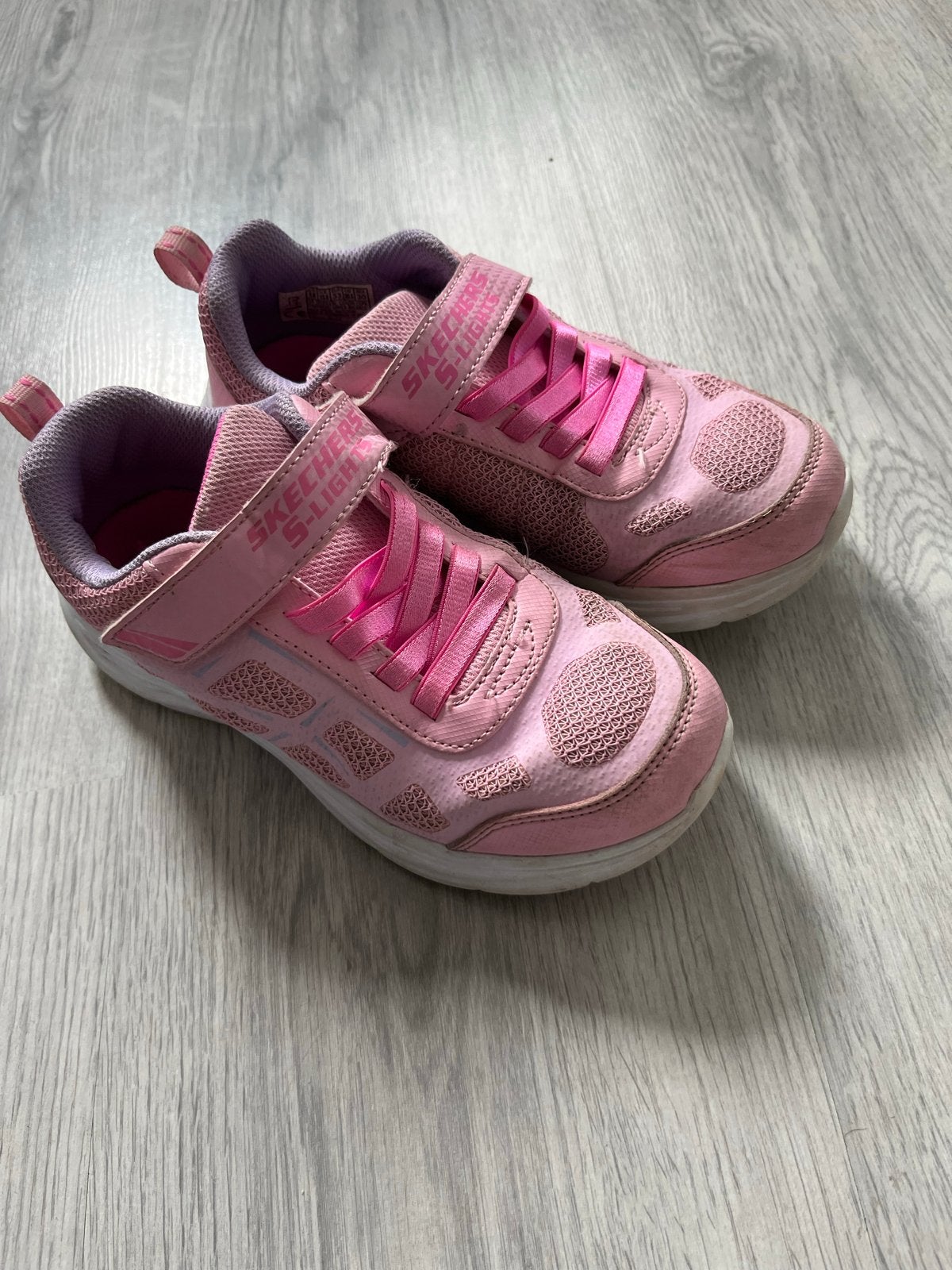 Skechers meisjes sneakers met lampjes - maat 33, Ophalen, Gebruikt, Meisje, Sportschoenen