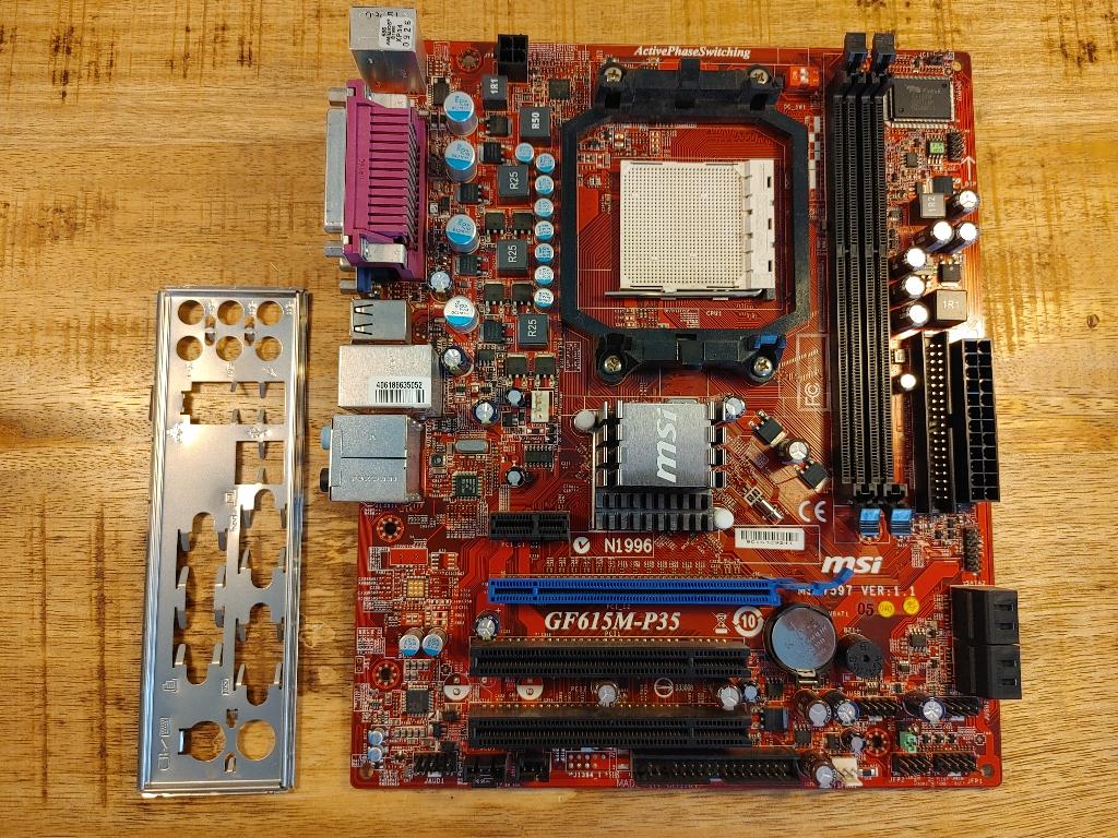 MSI GF615M-P33 Socket AM3 mATX Moederbord, MSI, Refurbished, DDR3, Ophalen of Verzenden