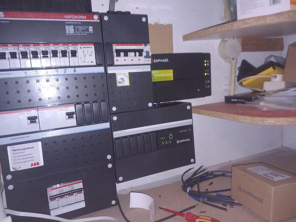Elektromonteur aangeboden 20+ jaar ervaring