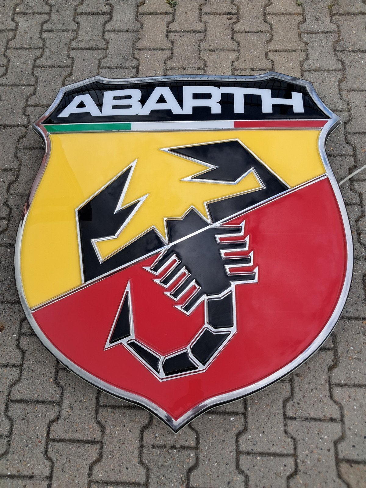 ABARTH dealer reclame lichtbak 125cm / 114cm Heel mooi!, Verzamelen, Merken en Reclamevoorwerpen, Ophalen, Eu, Gebruikt, Eu