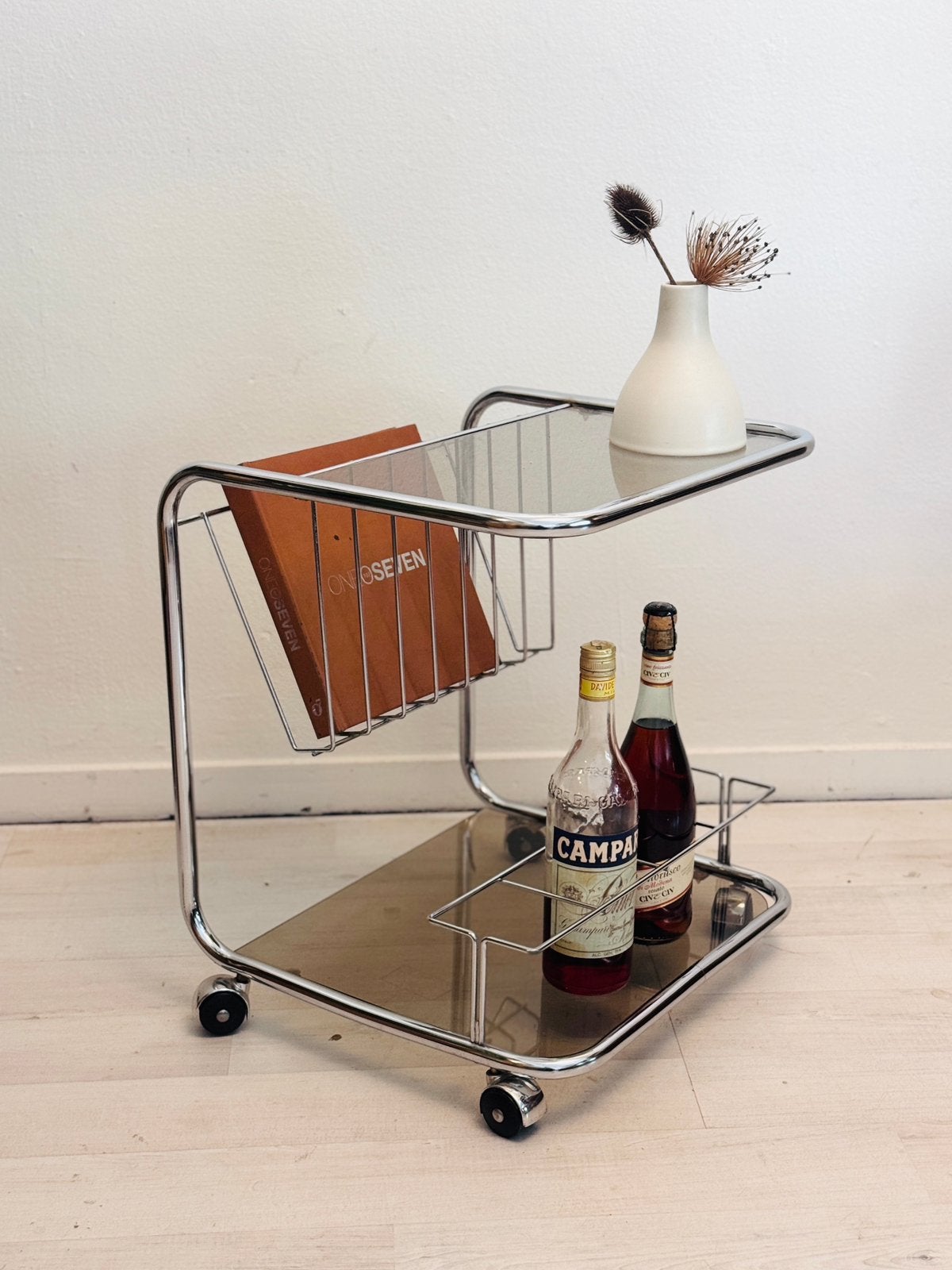 Vintage serveerwagen / barcart chroom en rookglas 1970’s, Huis en Inrichting, Ophalen of Verzenden, Zo goed als nieuw, X, X