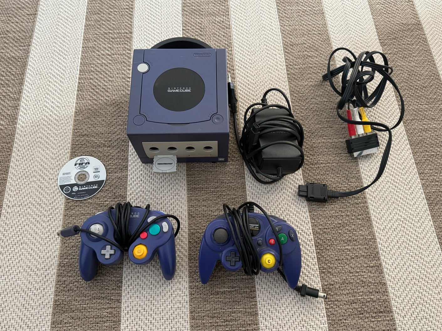 Nintendo GameCube set, Ophalen of Verzenden, Gebruikt, Paars, Met 2 controllers