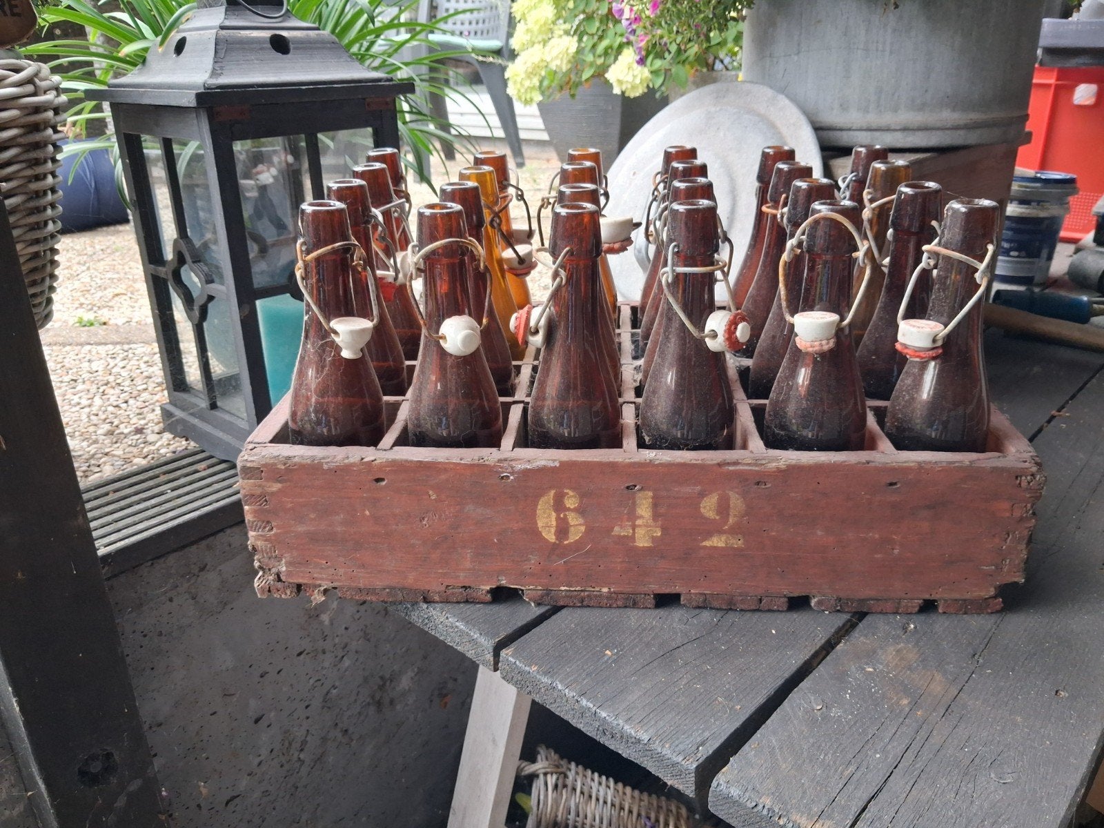 Brocante bierkrat, Ophalen