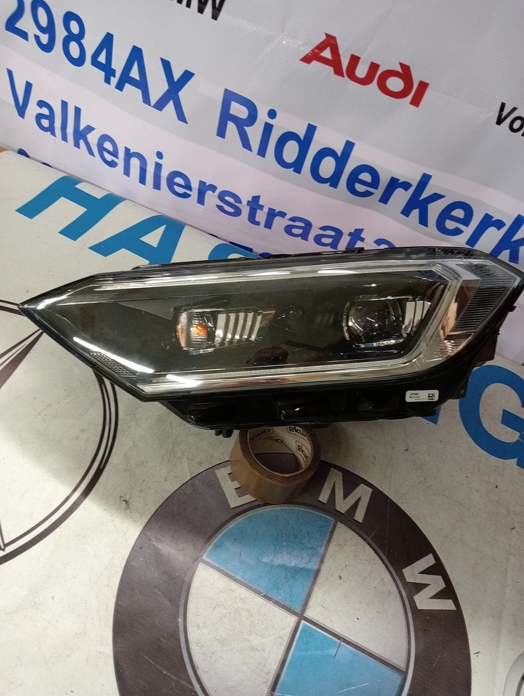 Volkswagen Jetta IV koplampen rechts  17B941035E, Gebruikt, -, Volkswagen, -