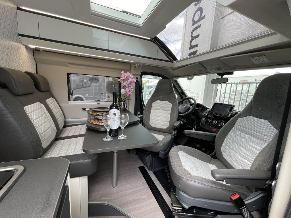 Adria Twin 640 SGX HEFBED 9-TRAPS AUTOMAAT ZONNEPANEEL, Automaat, Ringverwarming, Fiat, Tot en met 2