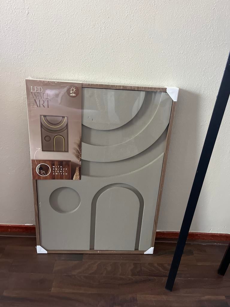 LED Wandschilderij Action - Nieuw met kleine beschadiging, Ophalen