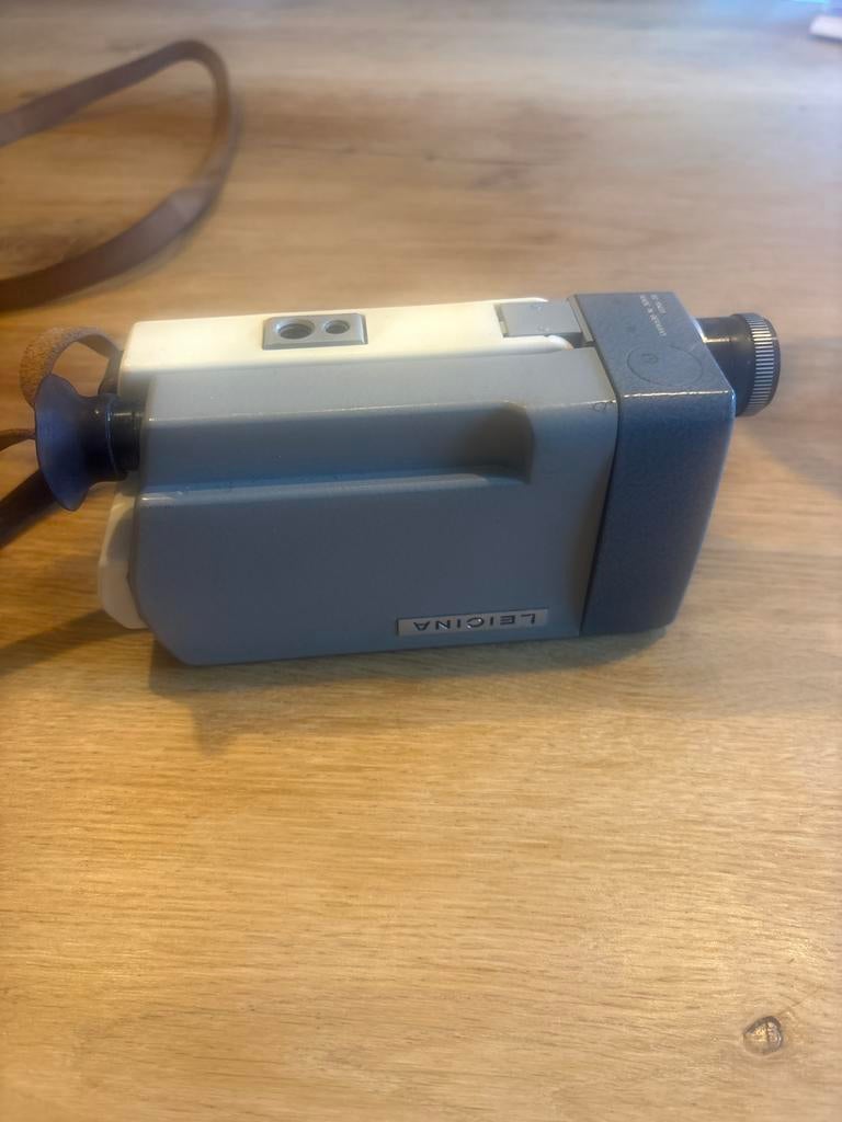 Vintage Leicina 8mm filmcamera met draagriem, Ophalen of Verzenden, Zo goed als nieuw, Camera