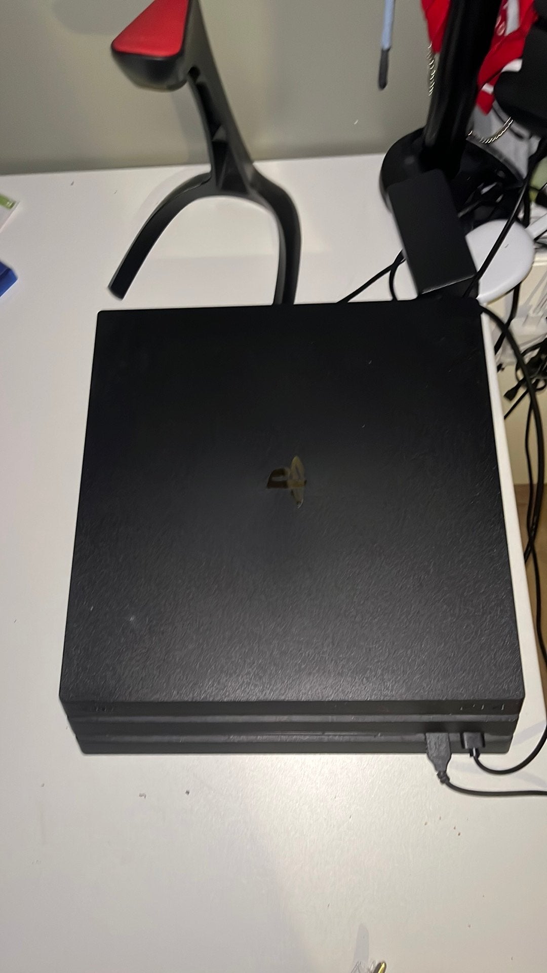 Ps4 pro, Ophalen, Gebruikt, Met 2 controllers, Pro