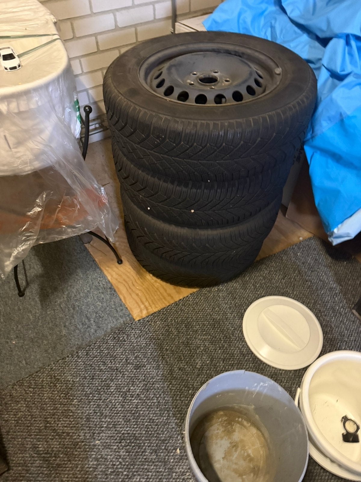 Set winterbanden, Ophalen, Zo goed als nieuw