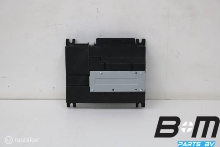 Dynaudio versterker VW Golf 7 5Q035456A, Auto diversen, Autospeakers, Gebruikt
