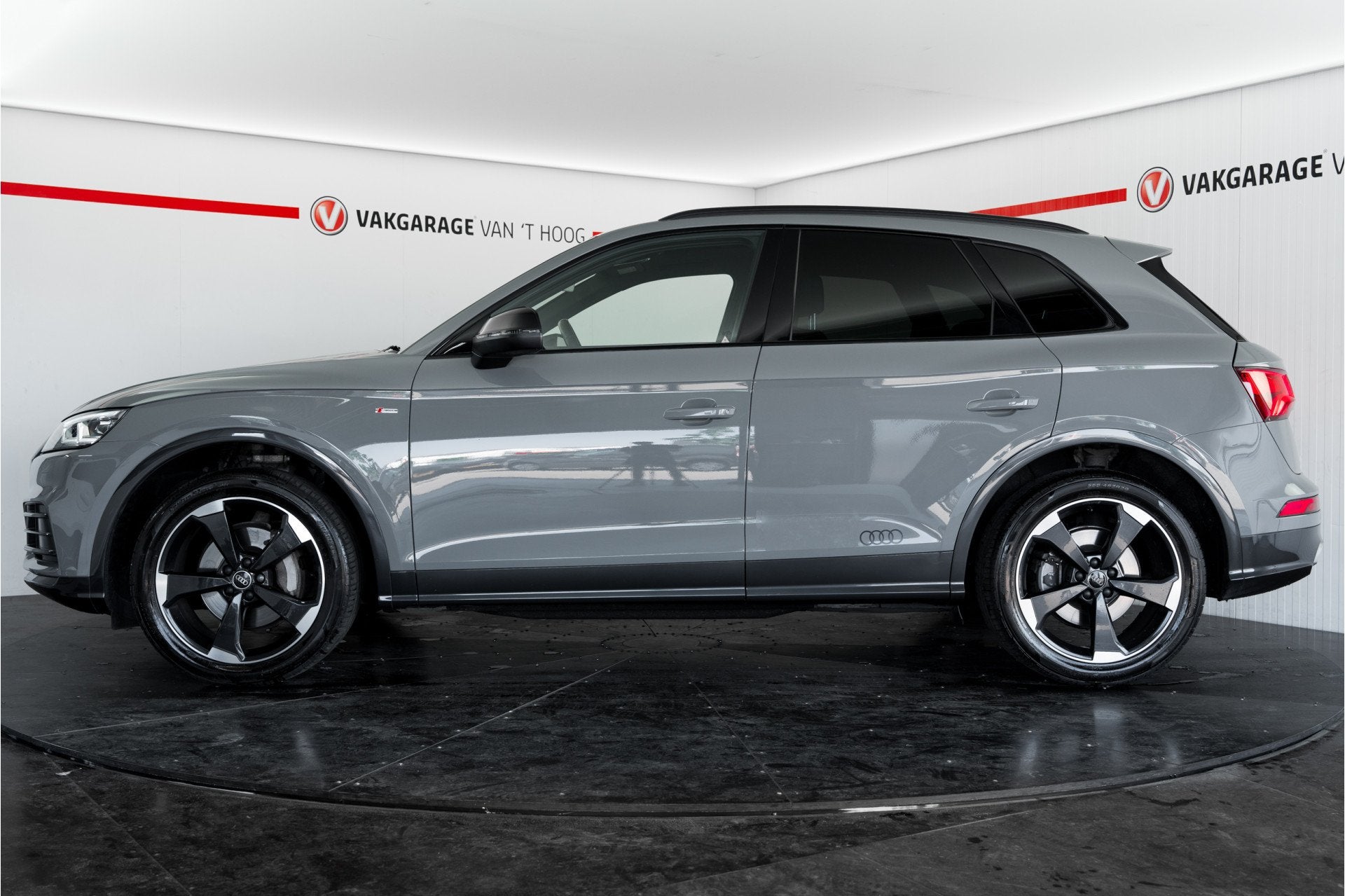 Foto 12 van Audi Q5 2.0 TFSI quattro Launch Edition 252 pk 3x S Line, 20
