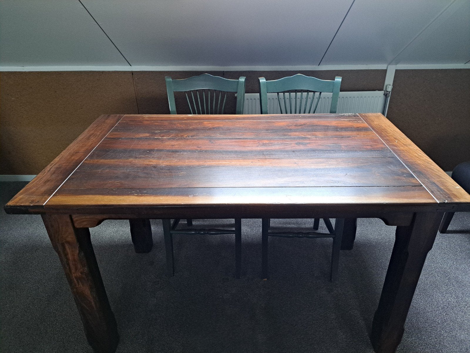 Robuuste houten tafel - 140x80 cm, Ophalen, Gebruikt, 100 tot 150 cm, 50 tot 100 cm