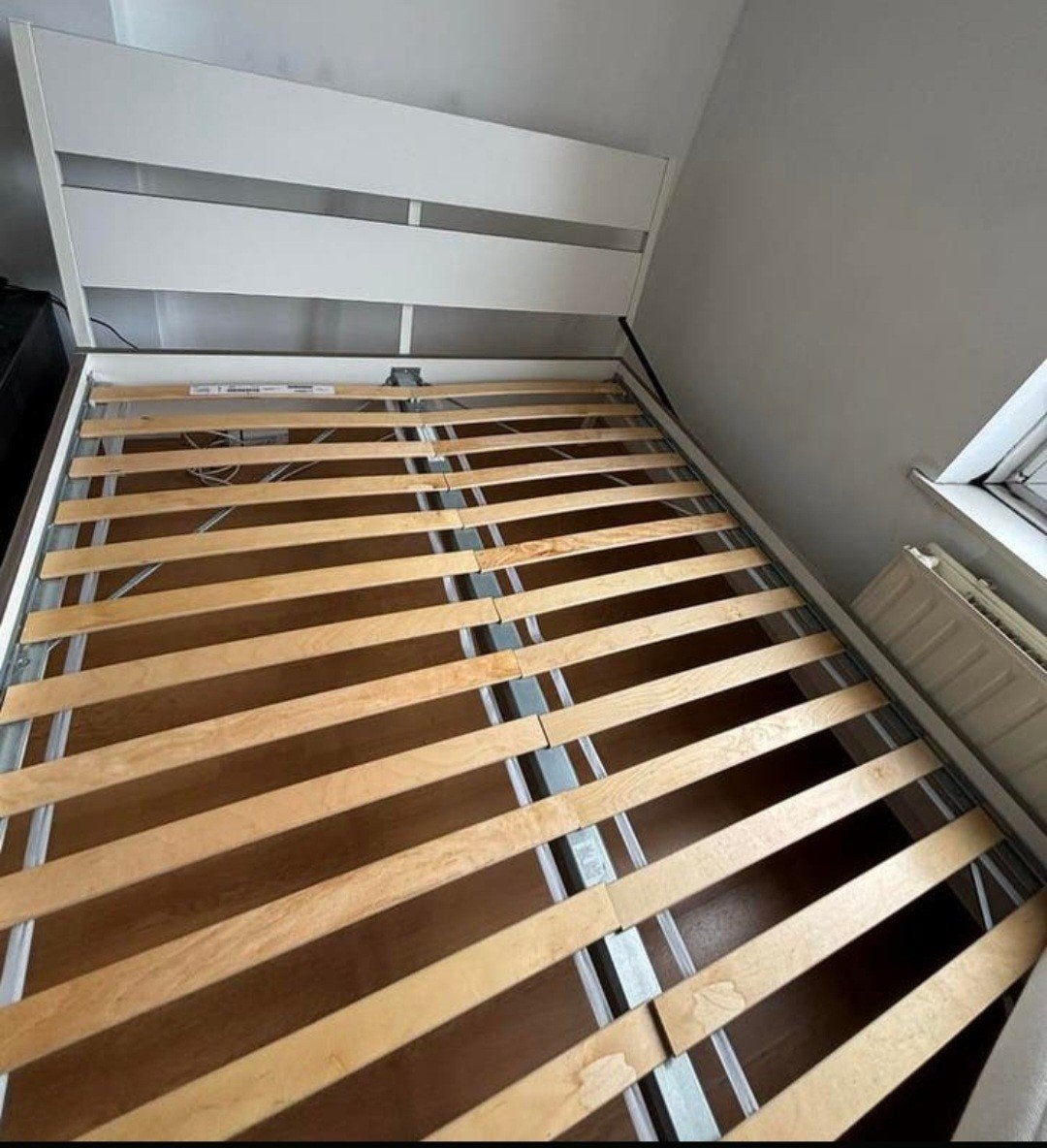 Ikea bed 140x200cm, Huis en Inrichting, Slaapkamer | Bedden, Ophalen, Wit, Tweepersoons, 140 cm