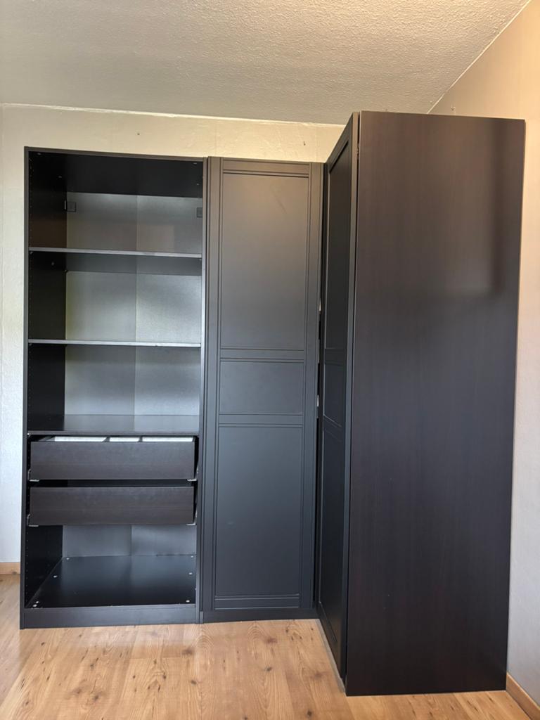 Ikea Hoekkast / kledingkast met veel opbergruimte, Huis en Inrichting, Kasten | Kledingkasten, 200 cm of meer, 150 tot 200 cm