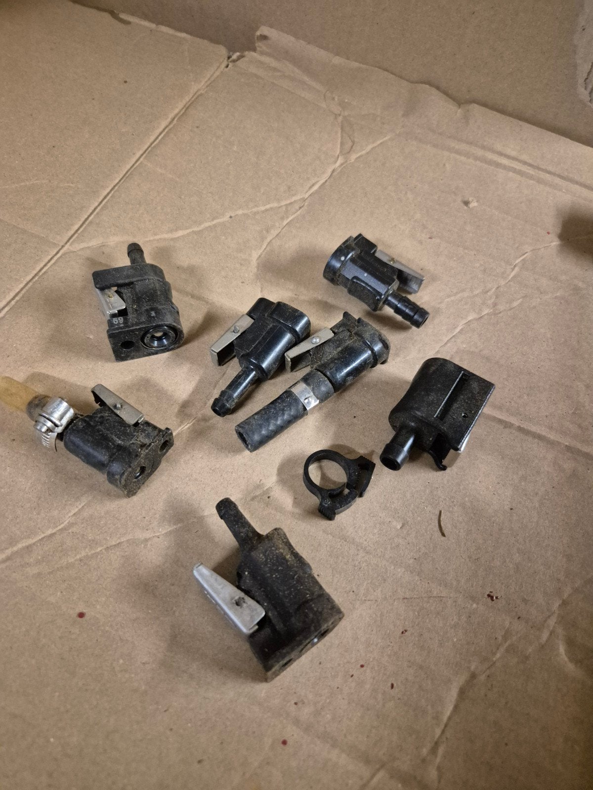Diverse brandstofkoppelingen voor buitenboordmotoren, Ophalen of Verzenden, Gebruikt, Motor en Techniek