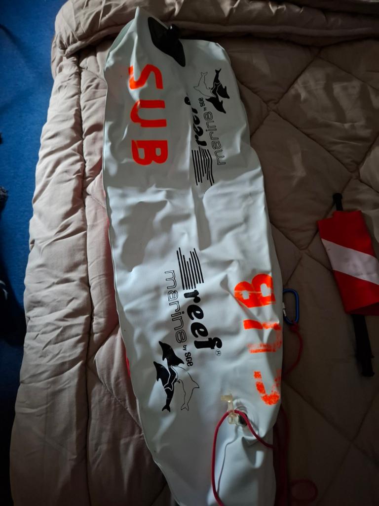 Reef Marine SUB duikboei met duikvlag en touw, Ophalen of Verzenden, Gebruikt, Overige typen
