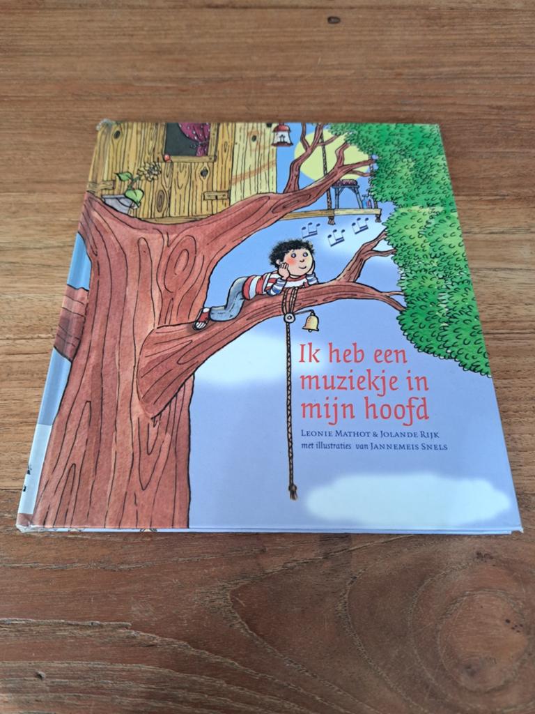 Ik heb een muziekje in mijn hoofd - Kinderboek met CD, Ophalen of Verzenden, Gelezen, Leonie Mathot & Jolande Rijk, Fictie algemeen