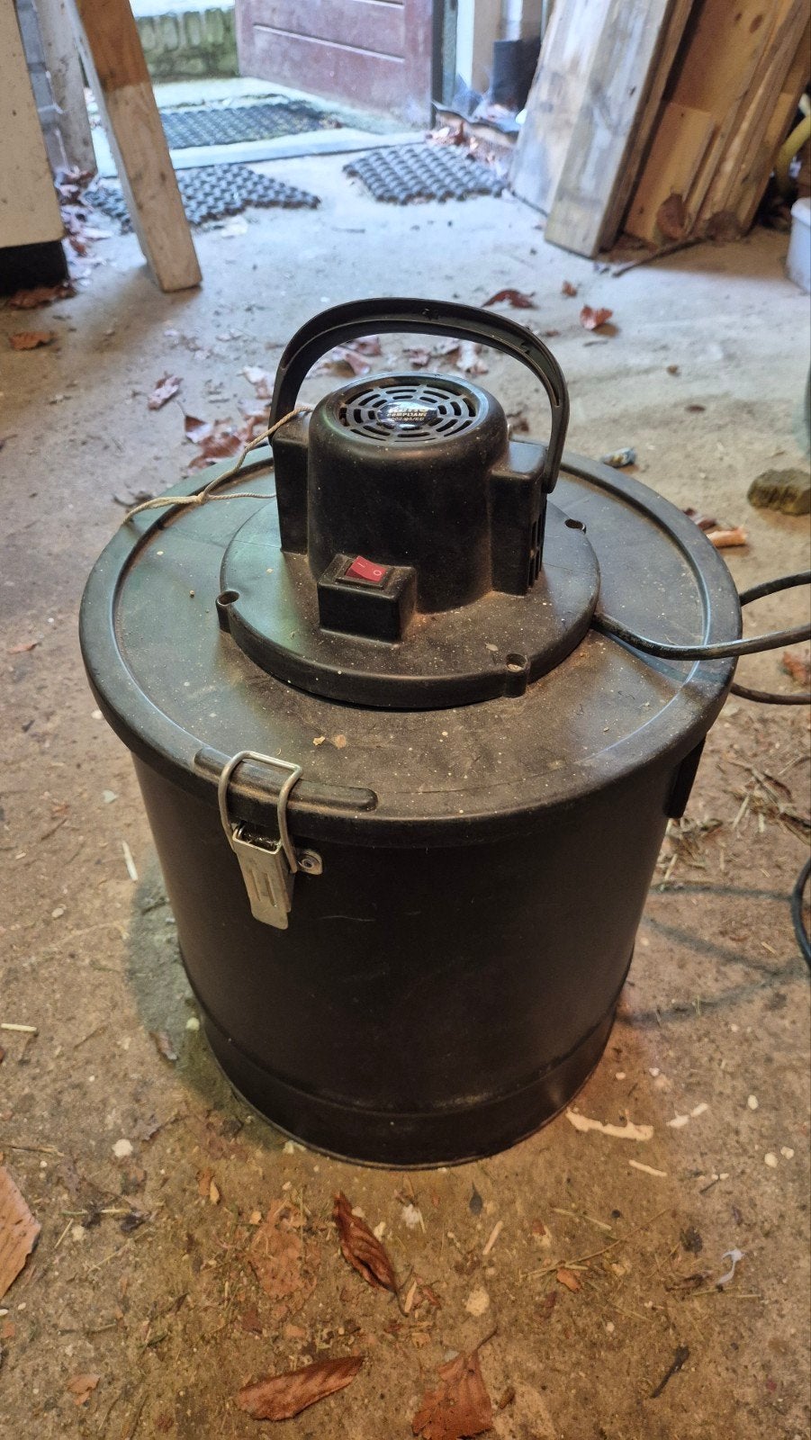 Aszuiger voor houtkachel - Ideaal voor schone haard, Ophalen of Verzenden, Zo goed als nieuw, Industriële stofzuiger, Minder dan 1200 watt