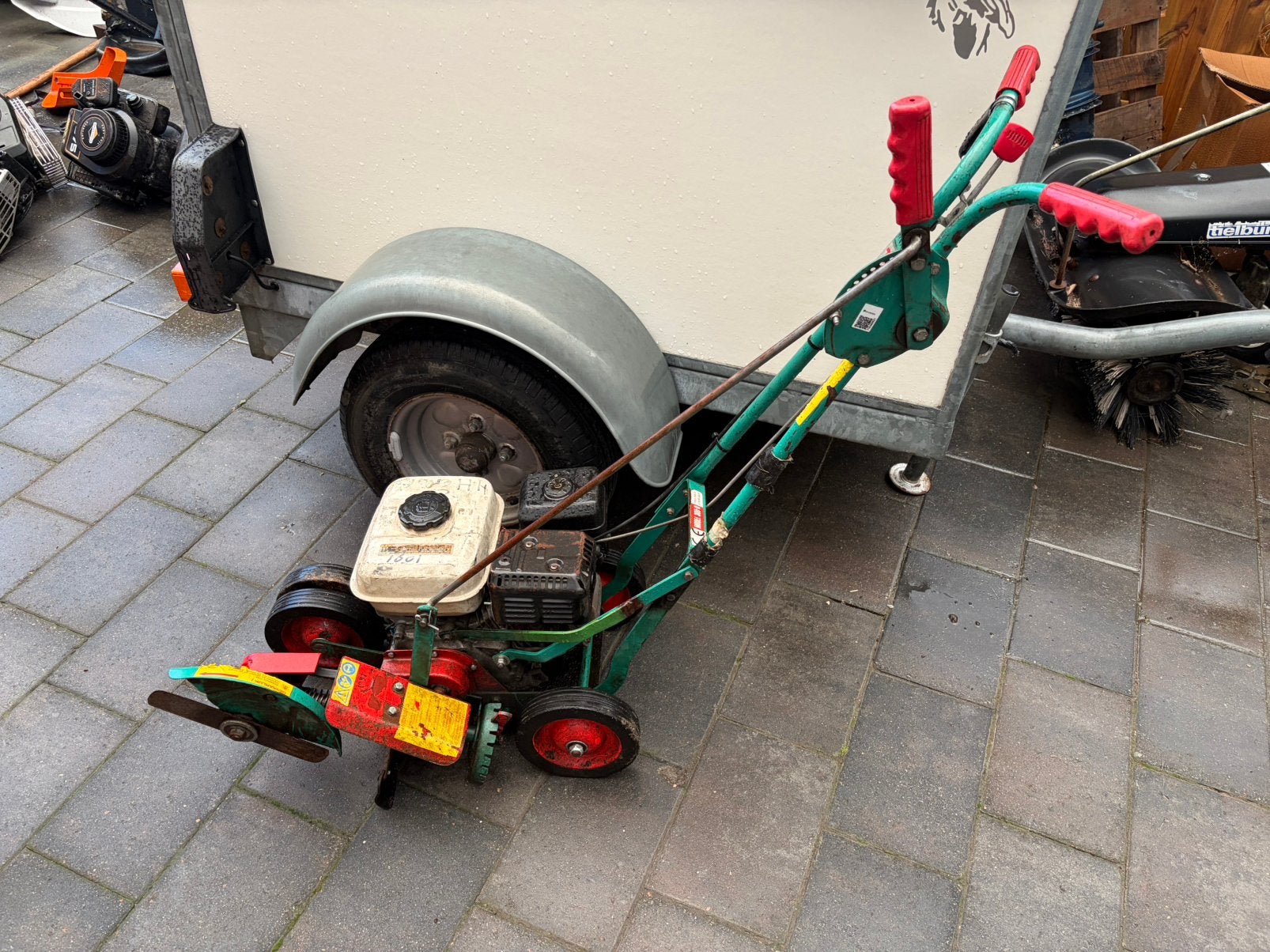 Power Trim kantensnijder, Ophalen, Zo goed als nieuw, Benzine