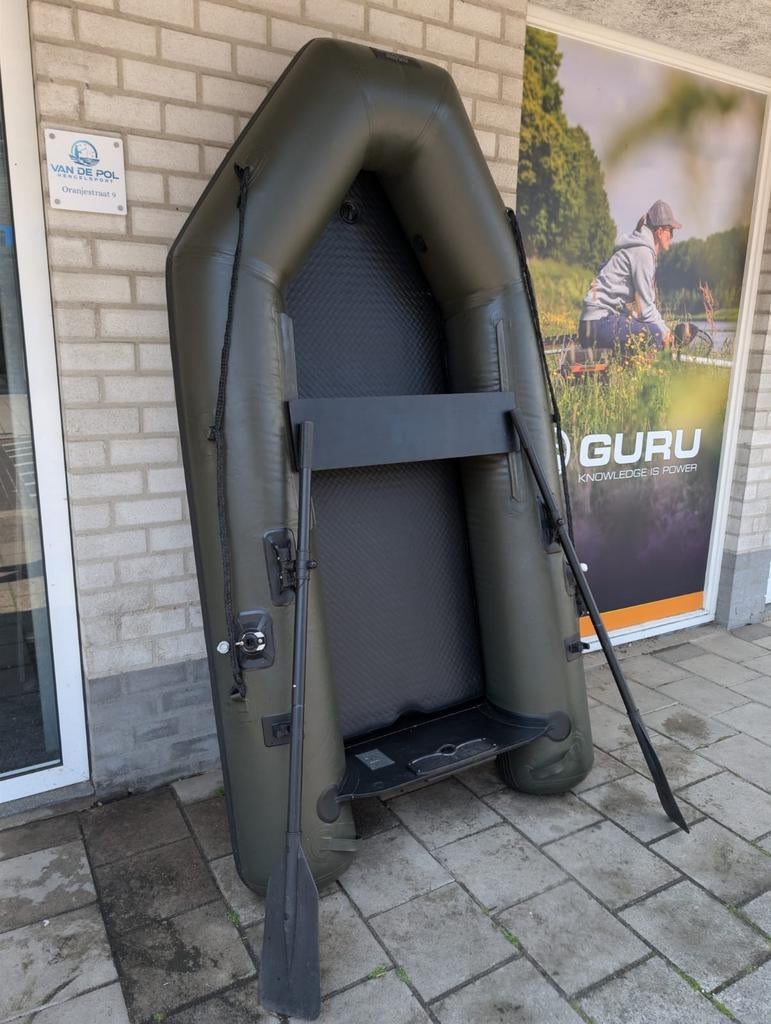 Proline Commando Lightweight
240, Watersport en Boten, Ophalen, Zo goed als nieuw, Overige typen