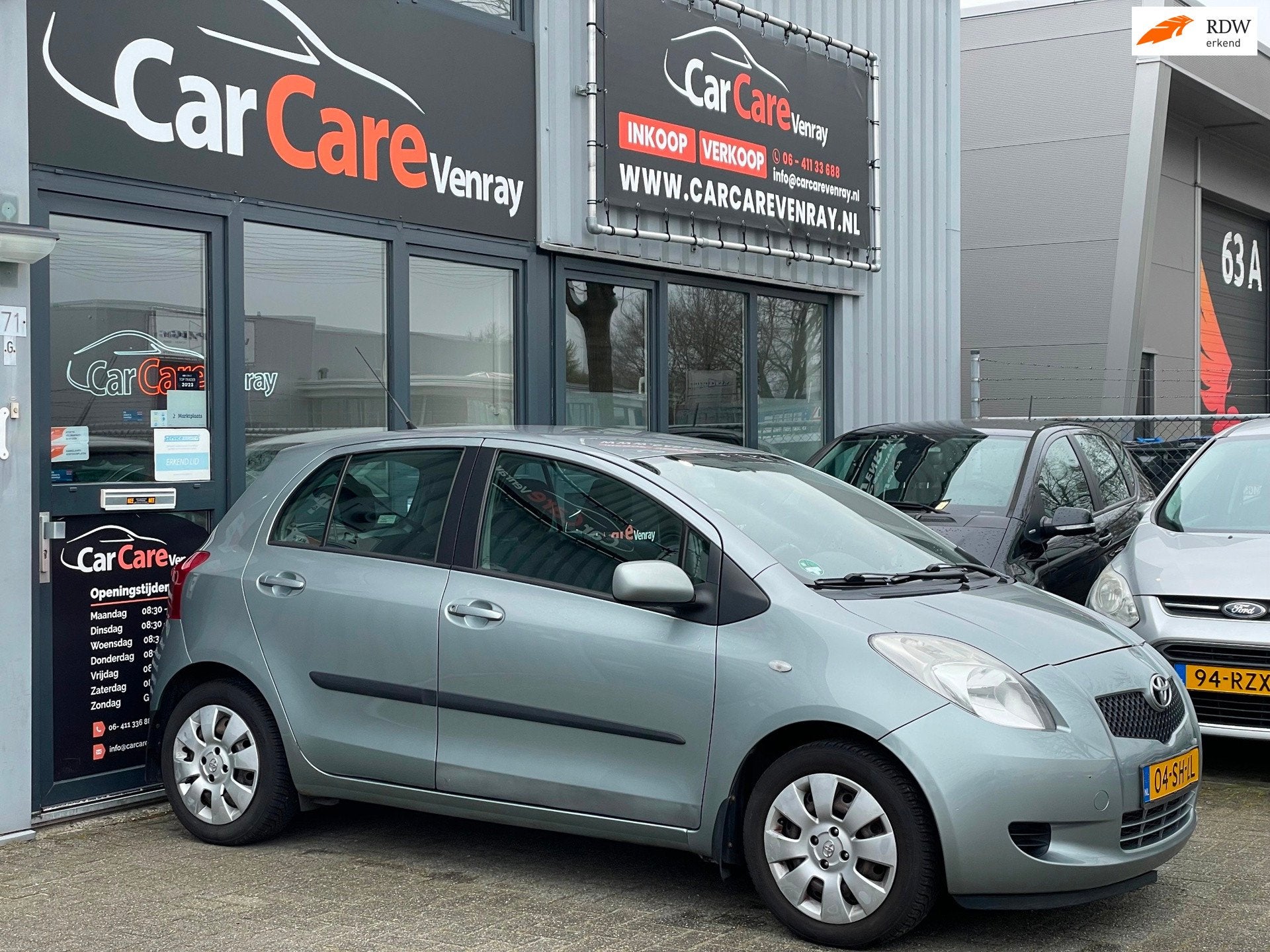 Toyota Yaris 1.3 VVTi Sol MMT AUTOMAAT APK10-2026 CRUISECONT, Auto's, Stof, 750 kg, 4 cilinders, Origineel Nederlands