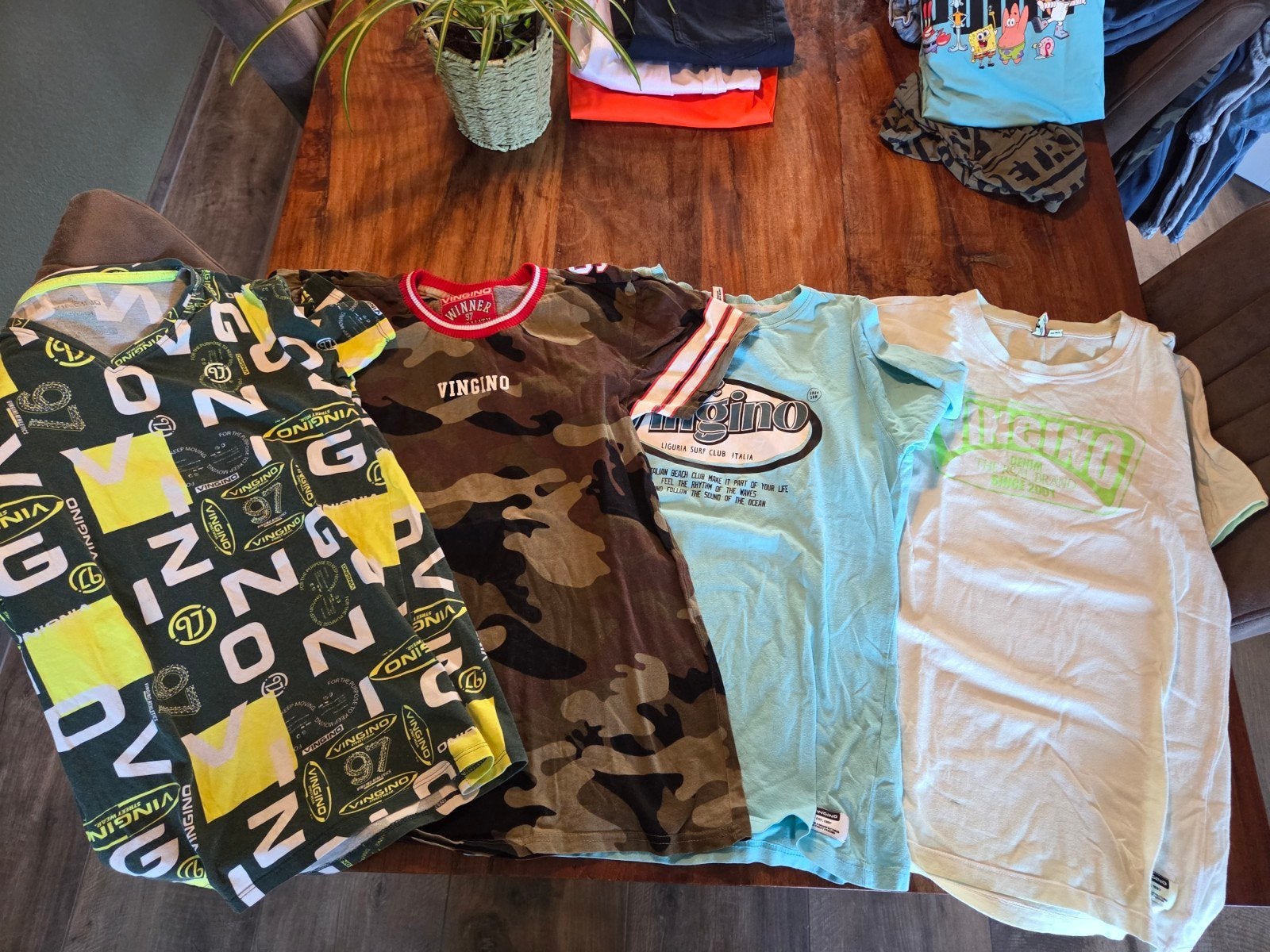 4 Vingino T-shirts maat 164 - Nog helemaal netjes!, Kinderen en Baby's, Kinderkleding | Maat 164, Ophalen of Verzenden, Zo goed als nieuw