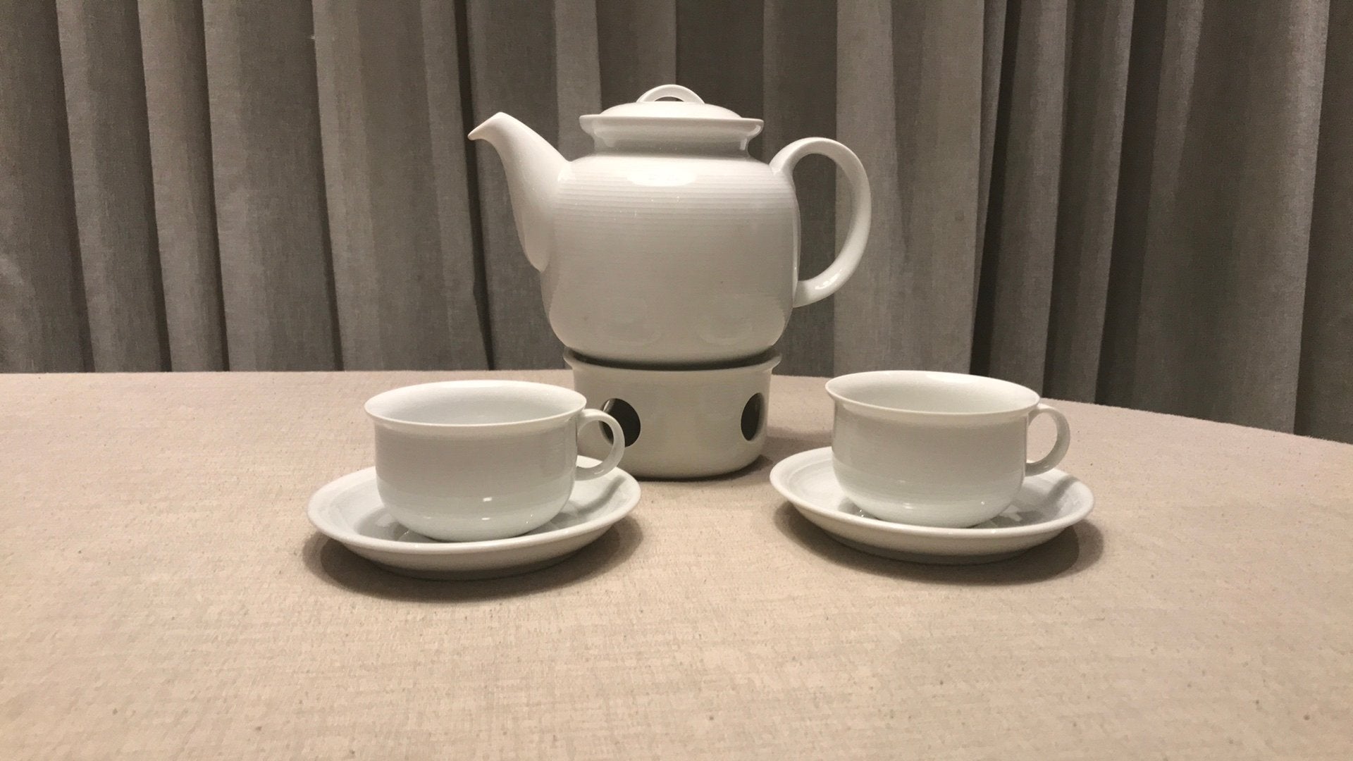 Thomas theepot 1,2 liter, theelichtje, 2 kop en schotels, Ophalen