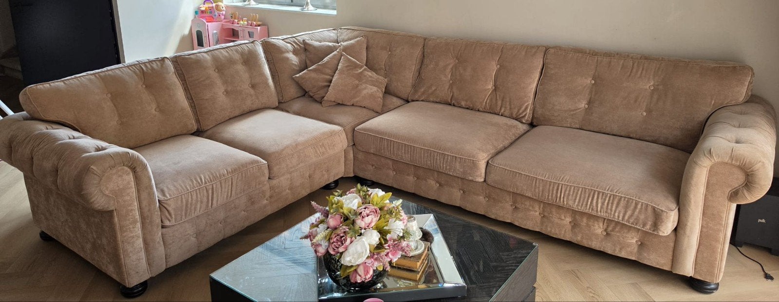 Hoekbank Urbansofa Taupe Bruin - Zo goed als nieuw, Huis en Inrichting, Ophalen, Minder dan 75 cm, Hoekbank, 300 cm of meer